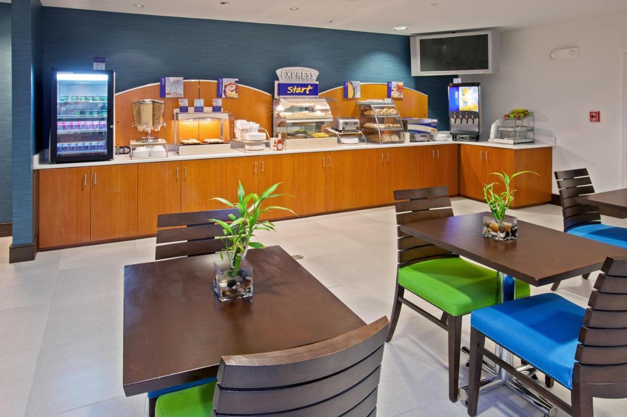 Holiday Inn Express Indianapolis - Fishers By Ihg Zewnętrze zdjęcie